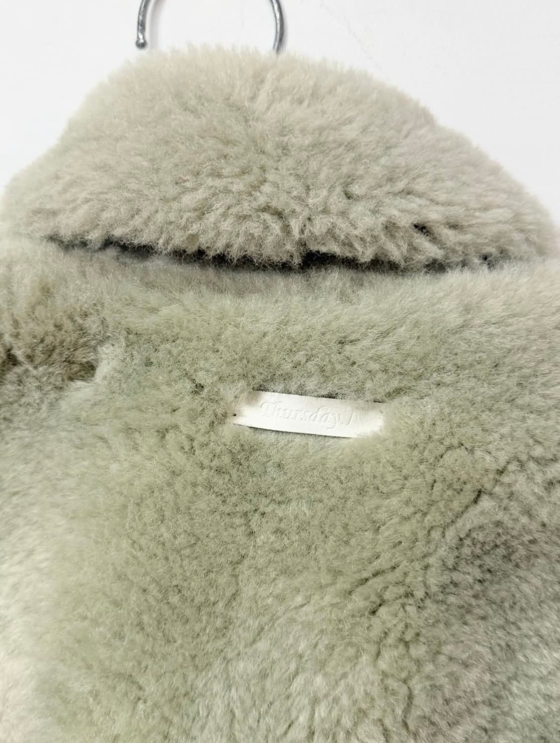 써스데이 아일랜드 퍼 자켓 상품이미지7