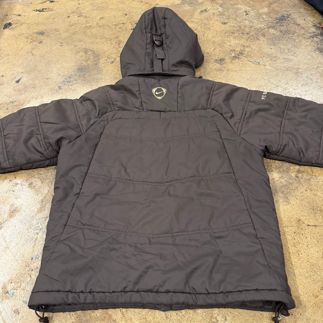 나이키 브라운 초코 바르셀로나 숏패딩  상품이미지4