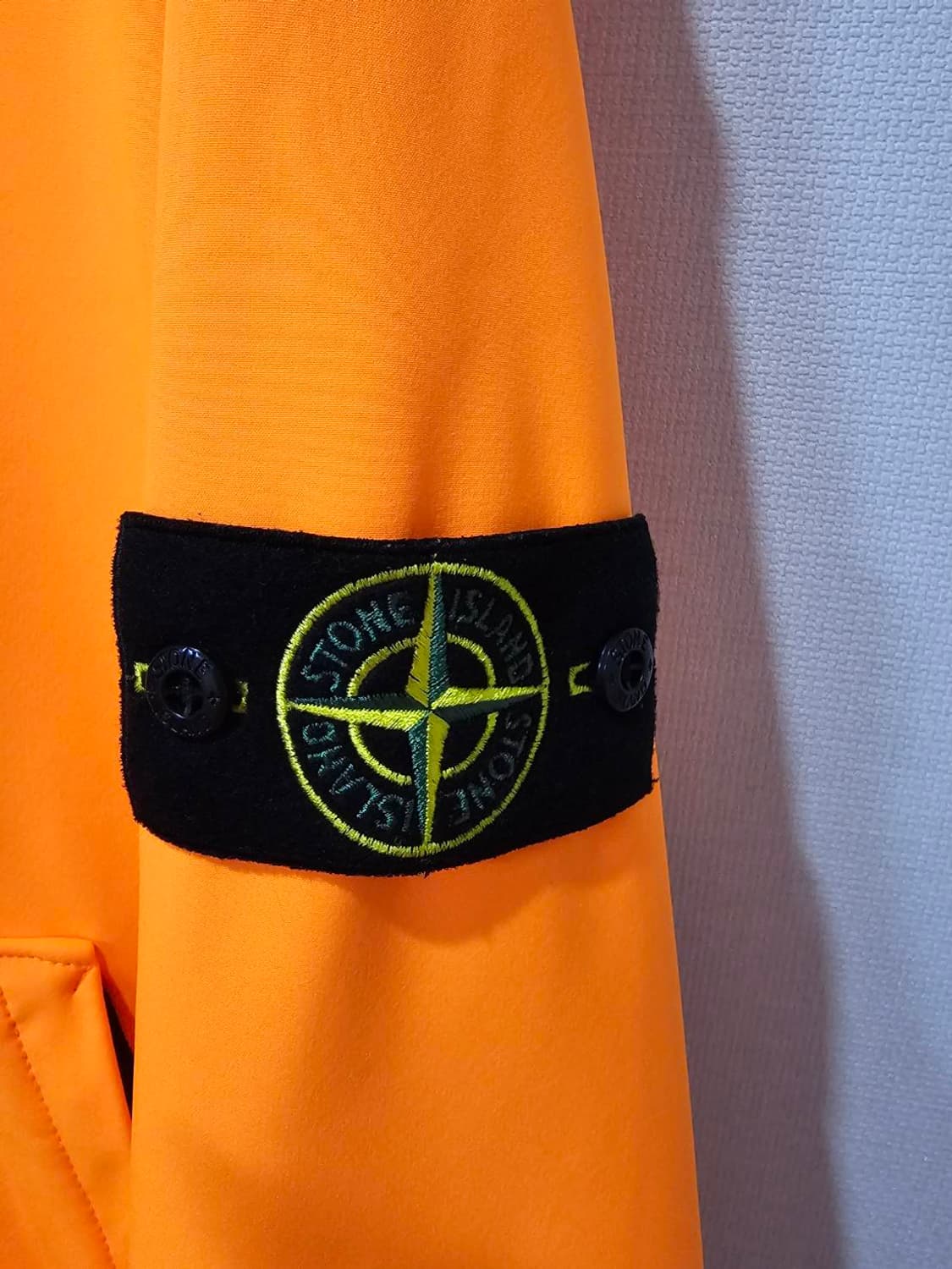 정품 스톤아일랜드 라이트 소프트 쉘 후드 자켓 105/ XL 상품이미지4