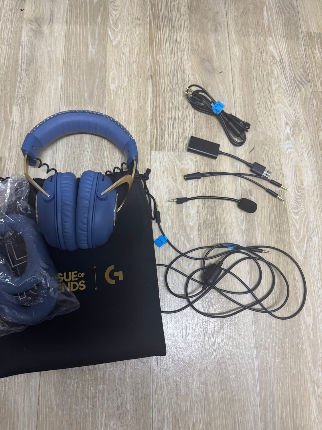 로지텍 X 리그오브레전드 롤 프로 헤드셋 상품이미지2