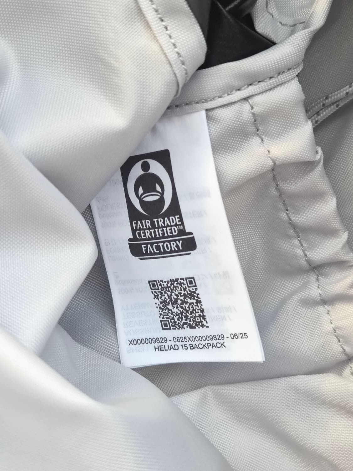 아크테릭스×빔즈 헬리아드 15백팩 블랙 올리브모스 상품이미지5