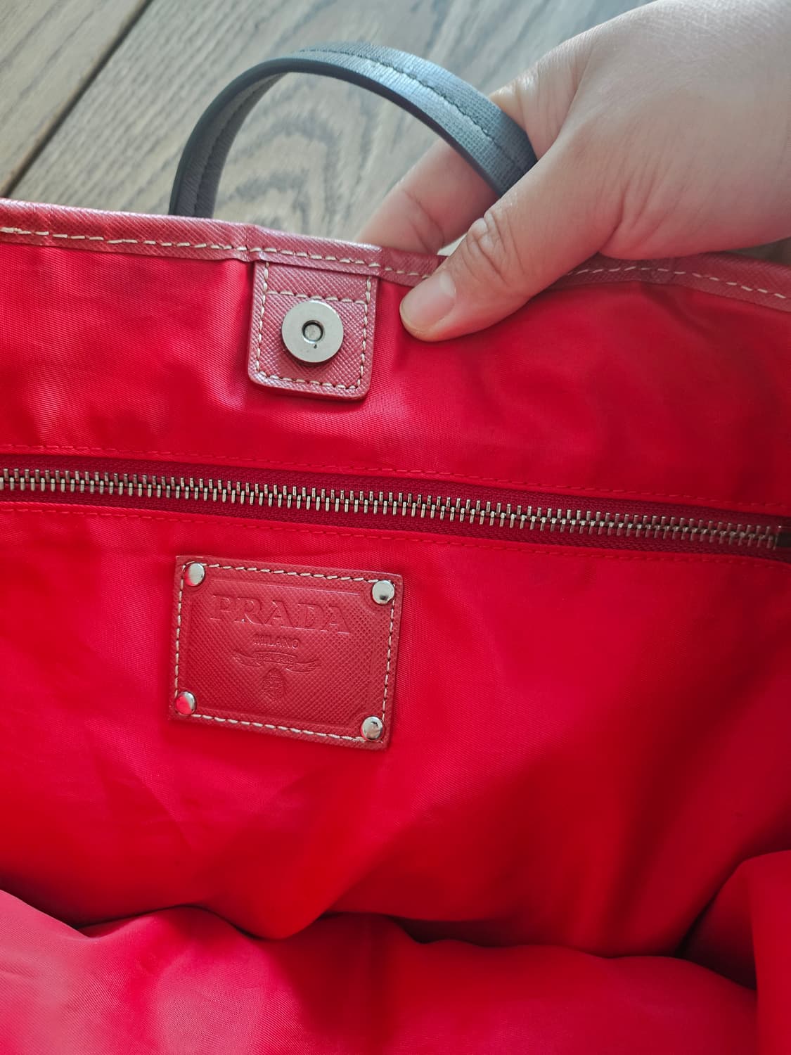 정품 프라다 쇼퍼백 상품이미지3