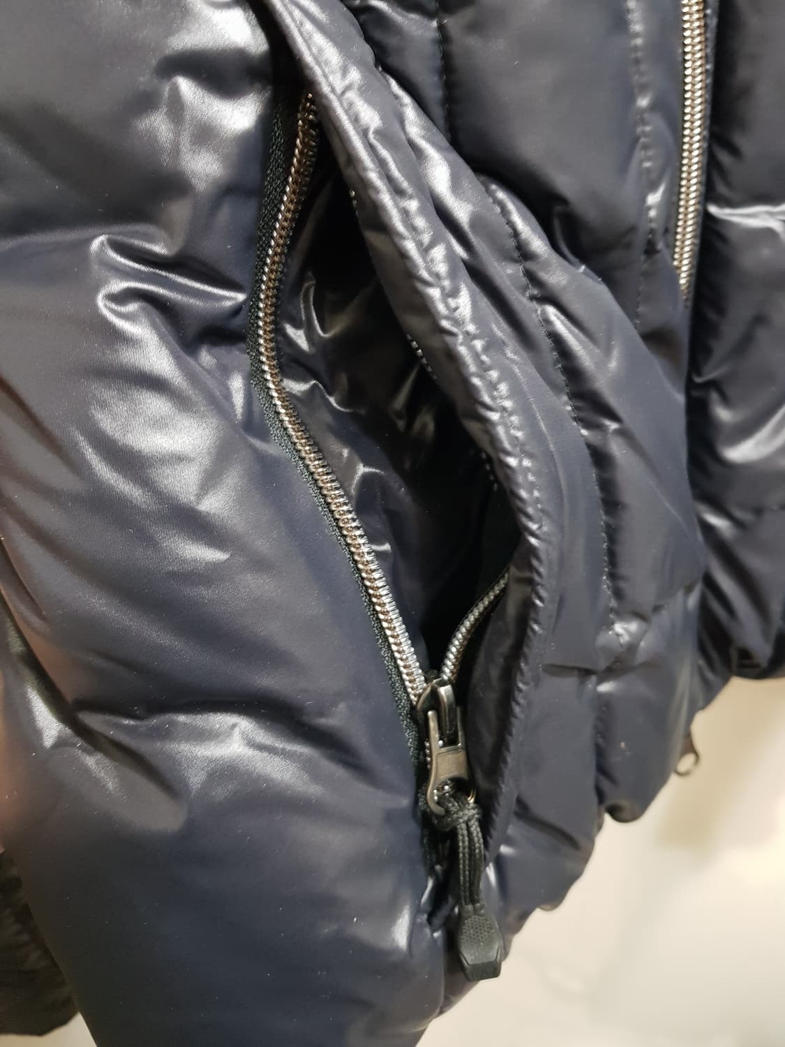 거의새거)엠포리오아르마니 Chamonix구스패딩S 상품이미지9