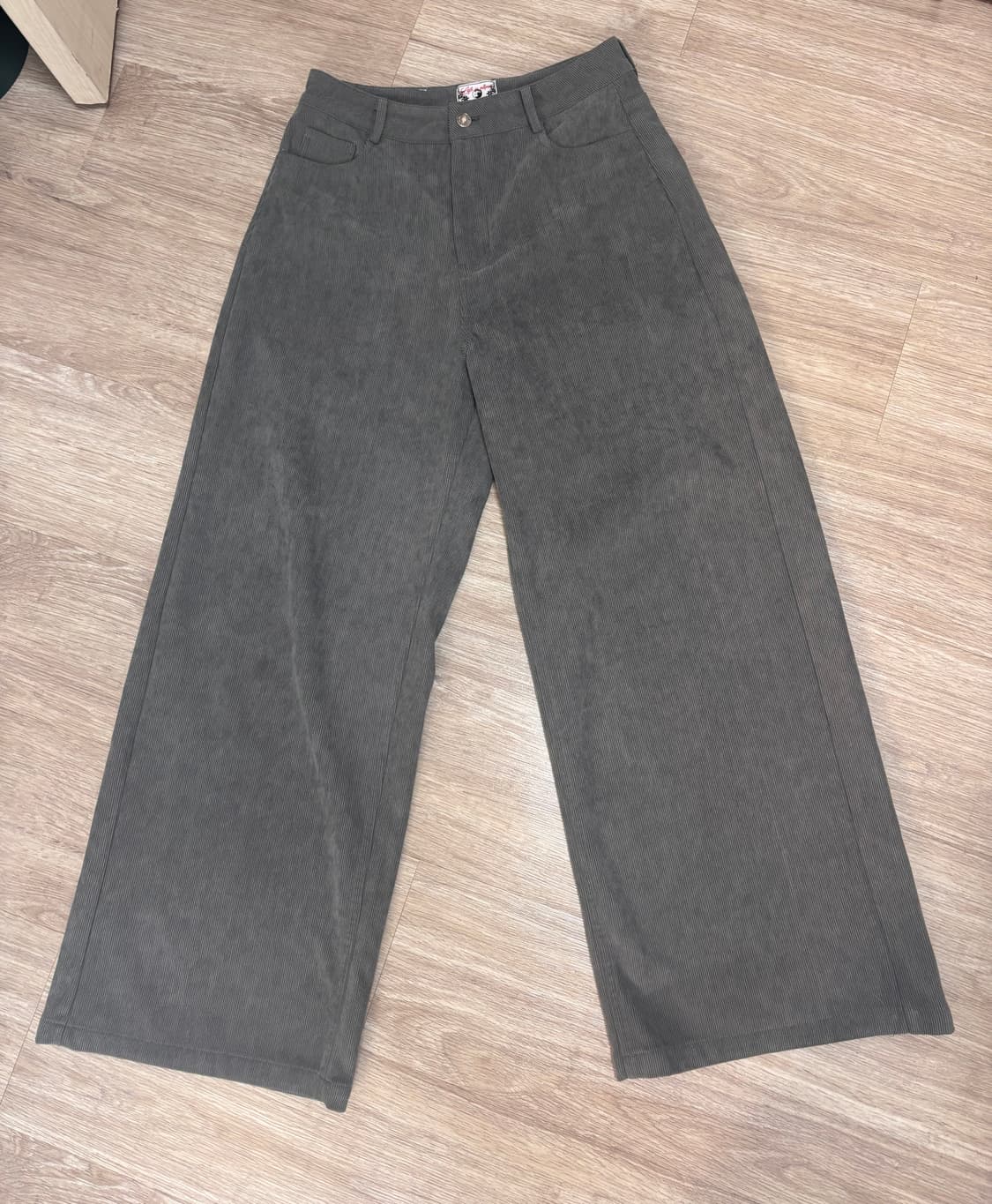 러프넥 ROUGHNECK LEOFARD WIDE PANTS 상품이미지1