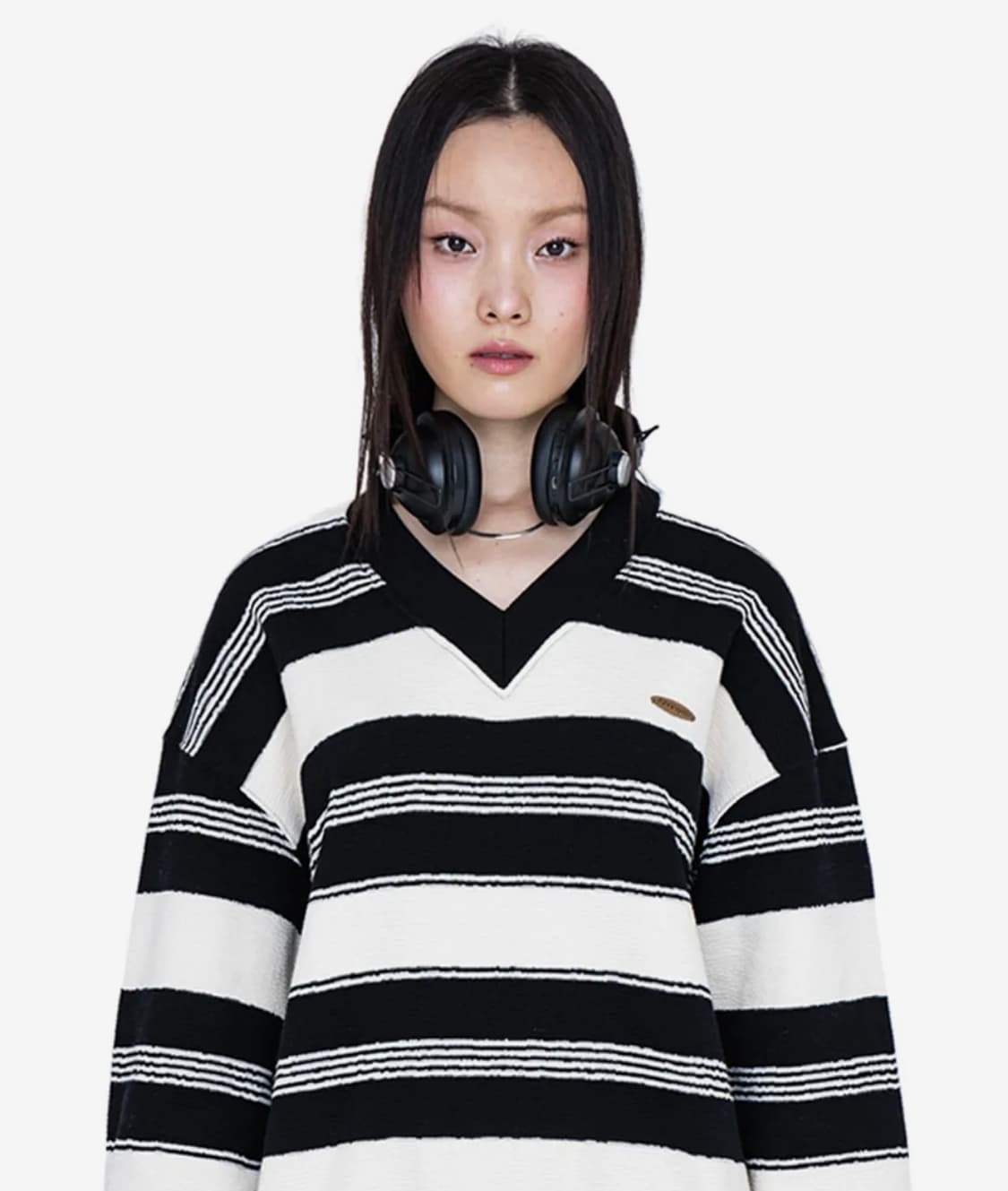 러닝하이 브이넥 스트라이프 스웨트셔츠 상품이미지2