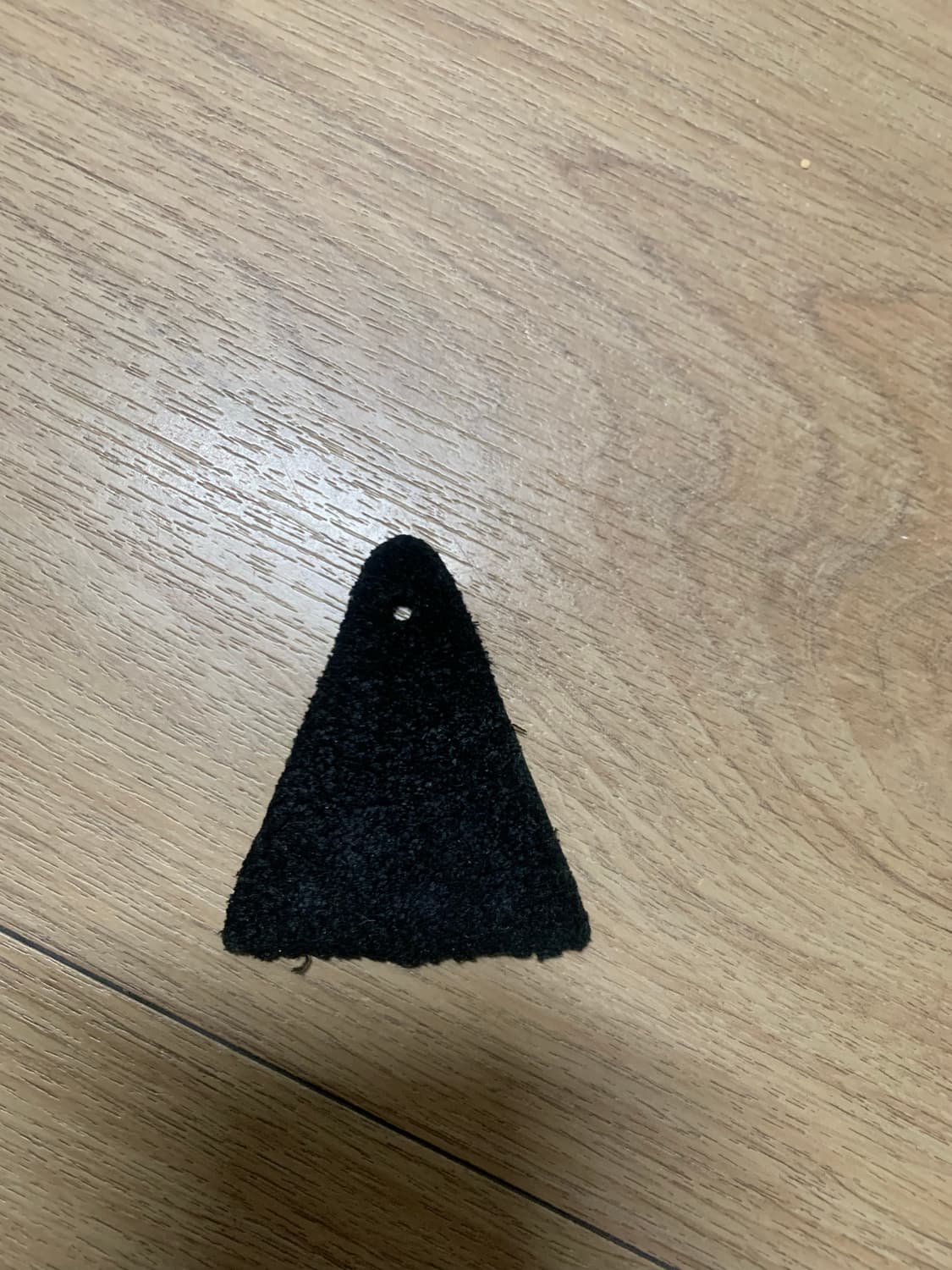 클락스 왈라비 가죽 삼각택 악세사리 판매합니다 상품이미지4