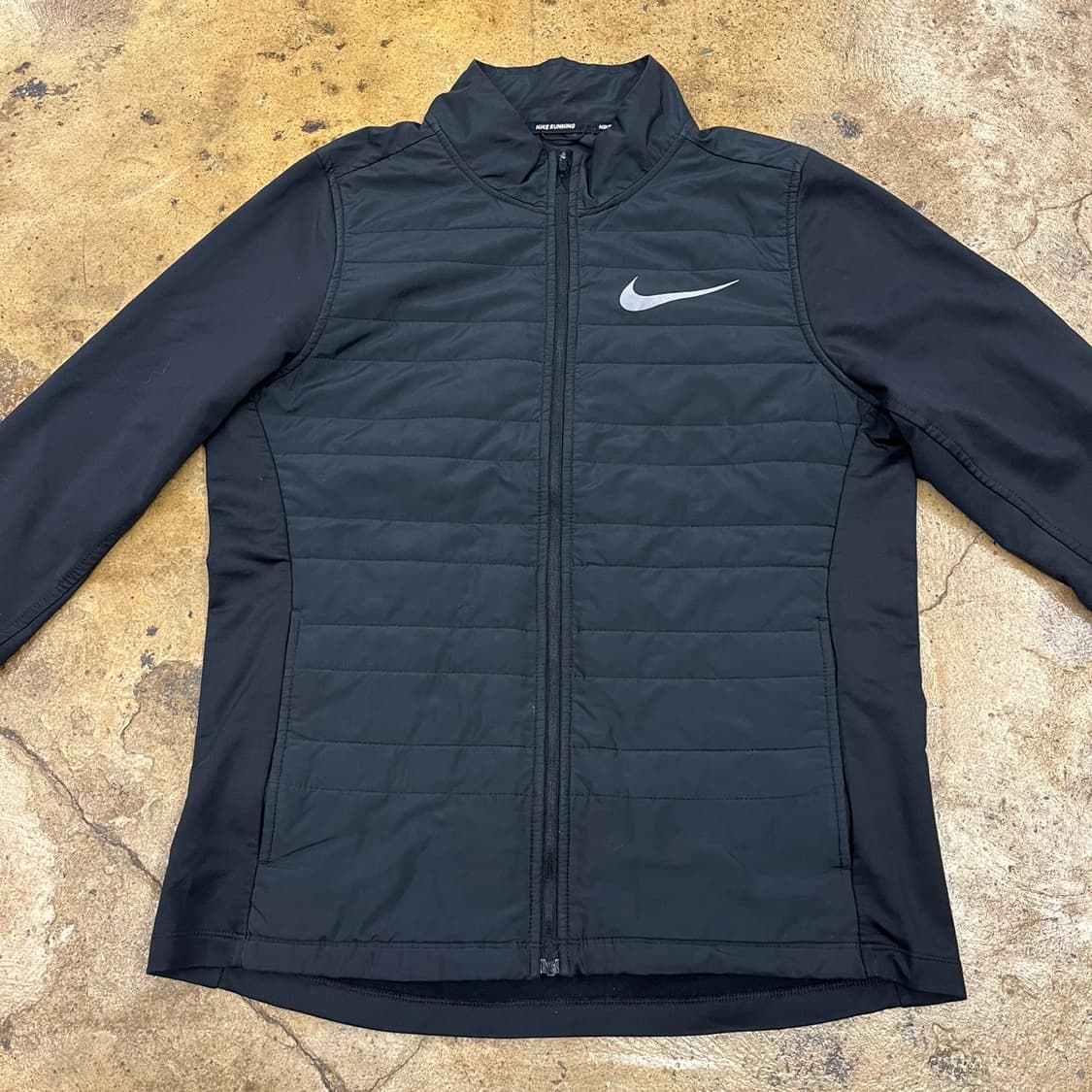 [정품/95,m] 나이키 에센셜 러닝 자켓 b10 상품이미지3