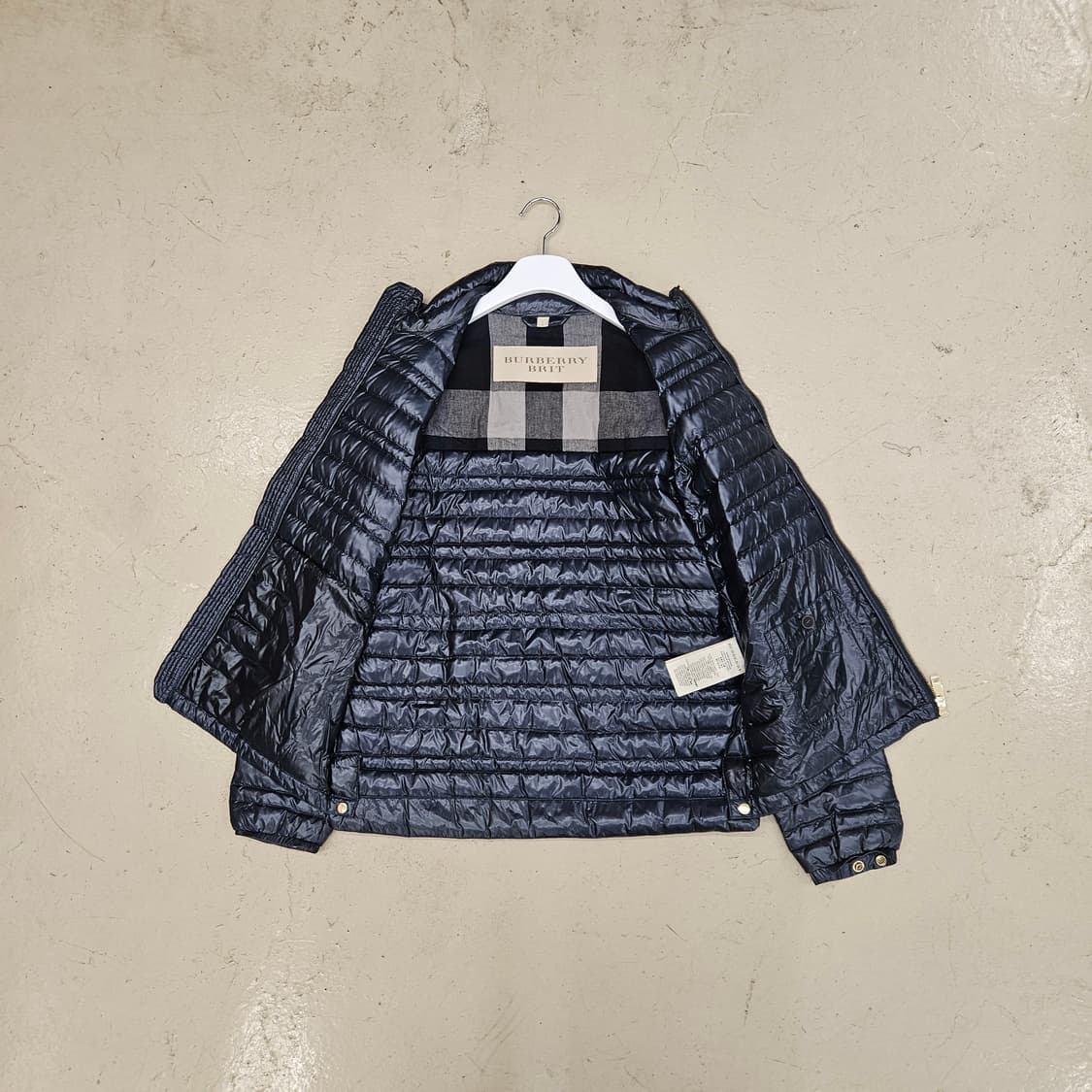 BURBERRY BRIT 버버리 브릿 경량 패딩 점퍼 패딩자켓  L 상품이미지7