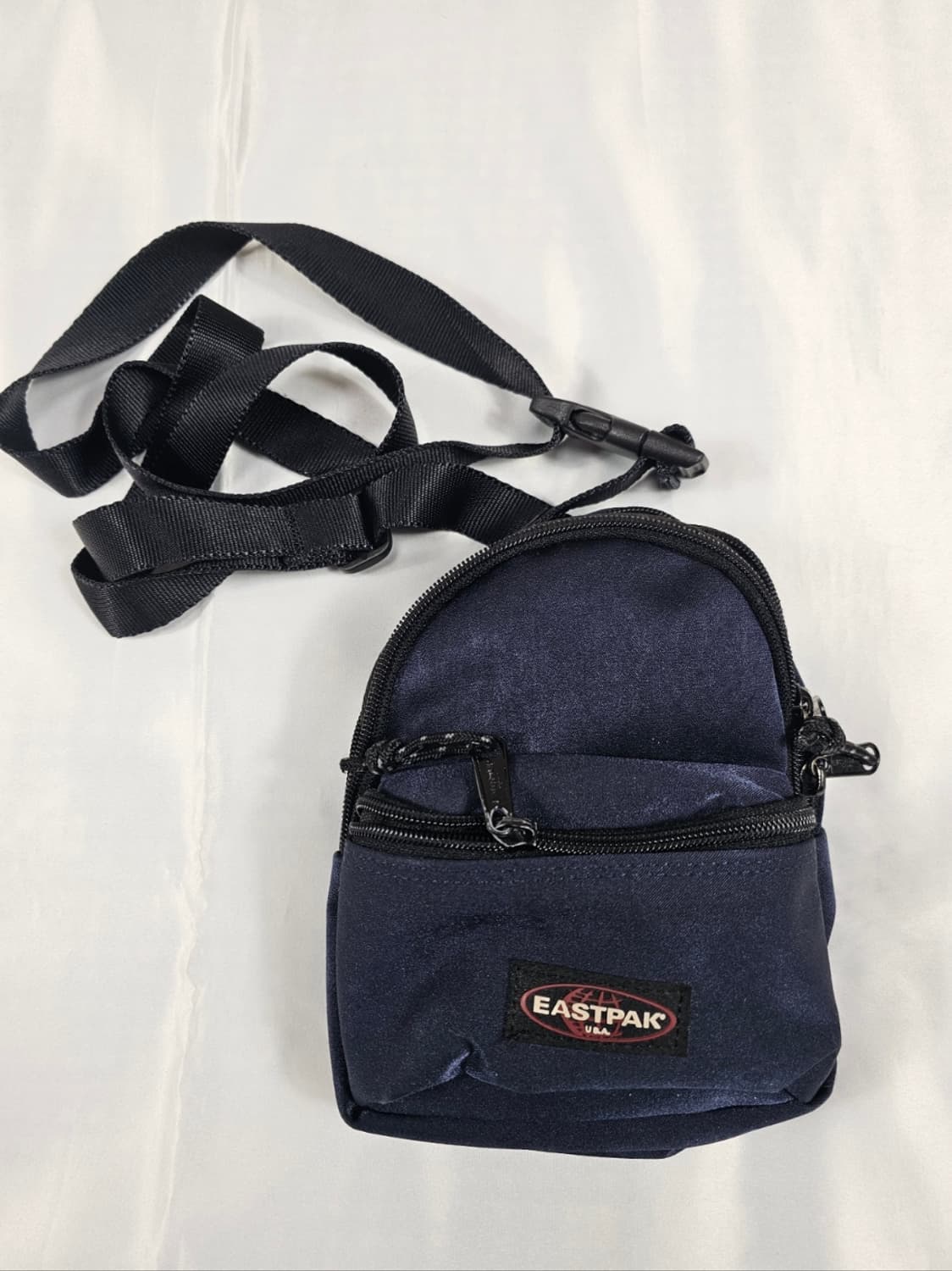 이스트팩미니크로스백 상품이미지2