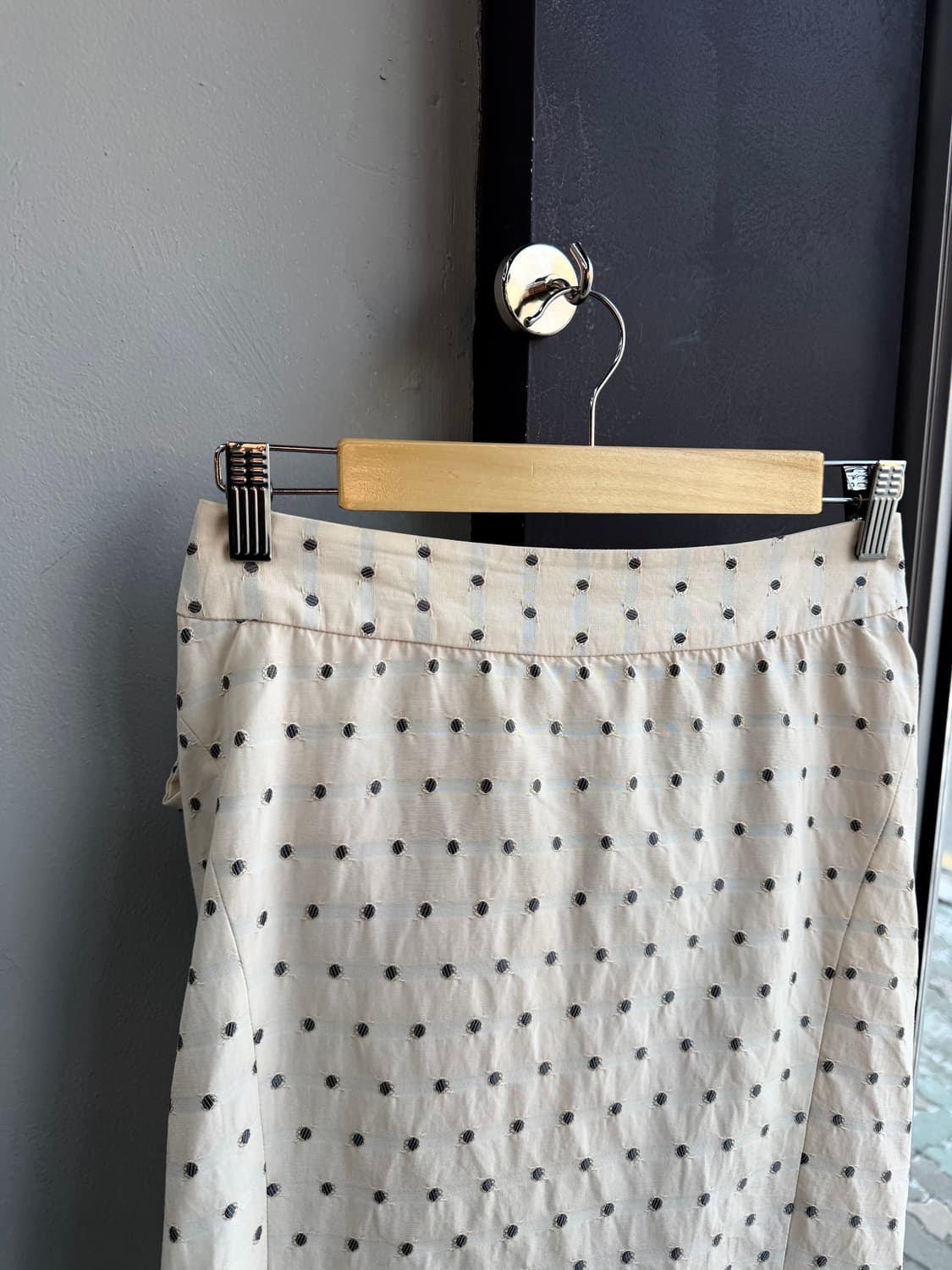 40/ 비비안웨스트우드 레드라벨 도트 백프릴 스커트 상품이미지3