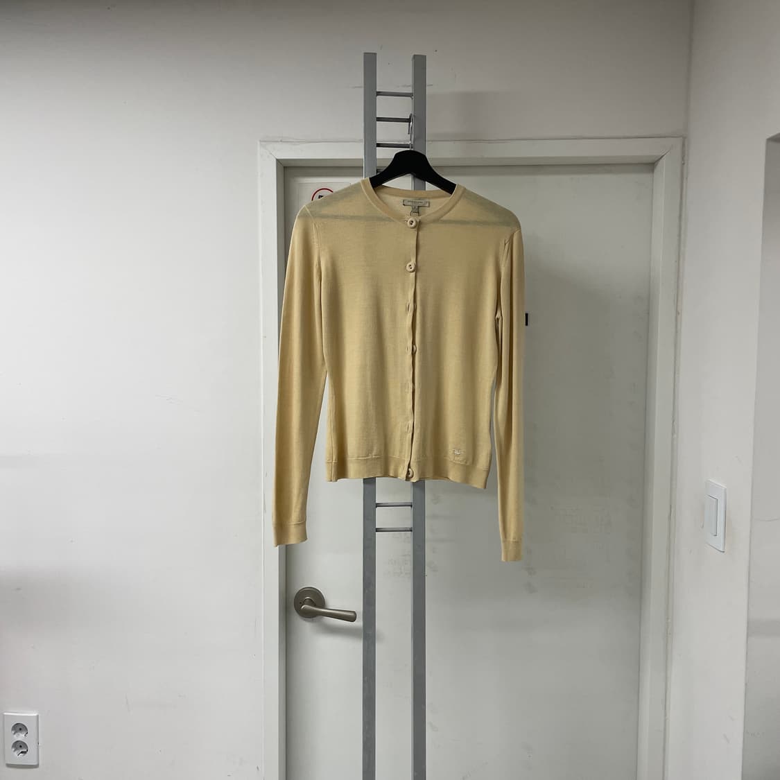 버버리 베이지 가디건 S(W) 상품이미지1