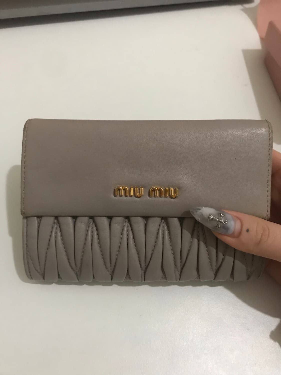 미우미우 마테라쎄 반지갑 상품이미지3