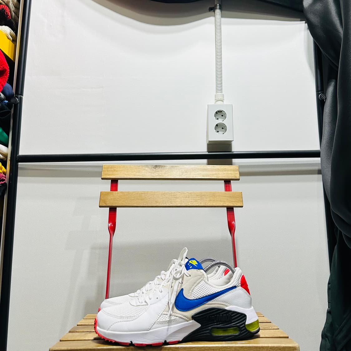 250) 나이키 운동화 남녀공용 신발 에어맥스 엑시 상품이미지3