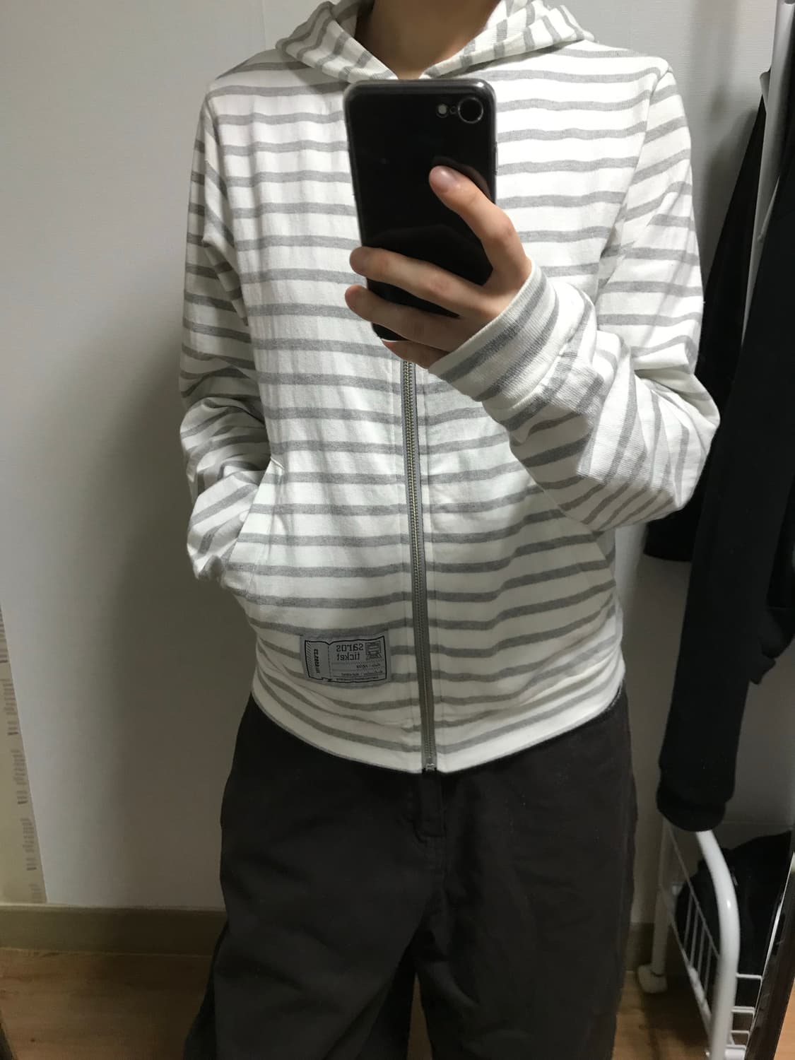 사로스 스트라이프 후드집업 상품이미지4