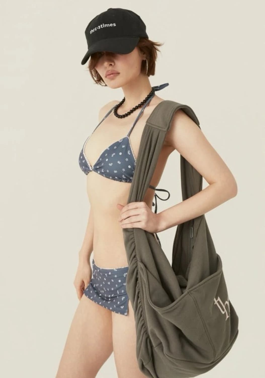 쓰리타임즈 먼치킨백 구해요!! 상품이미지1