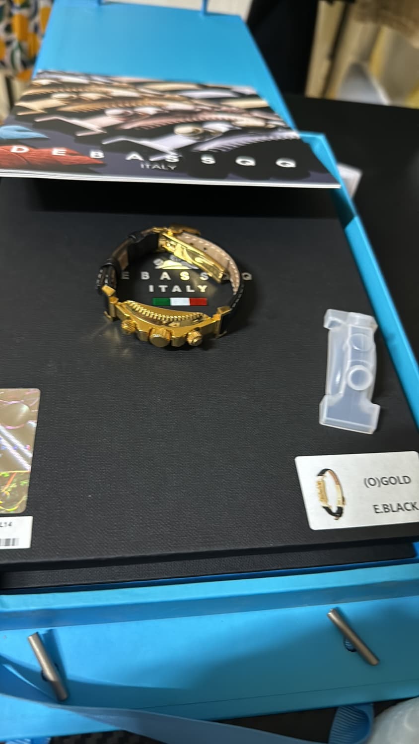 드바스크 금색 가죽 팔찌 상품이미지1