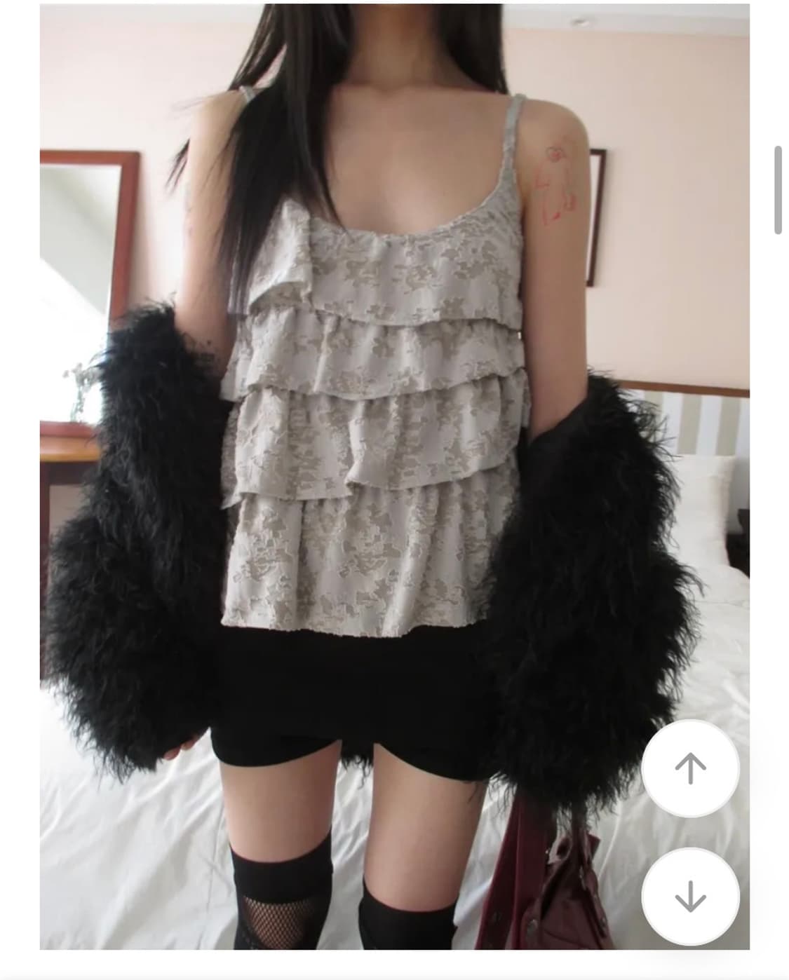 타임라인서울 로지 캉캉 슬리브리스 나시 상품이미지1