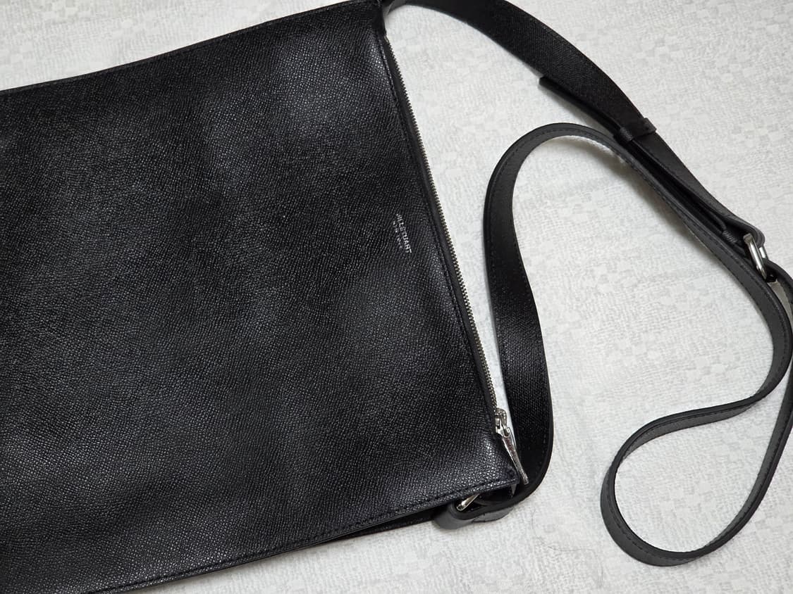 질스튜어트 가죽 크로스백 상품이미지3