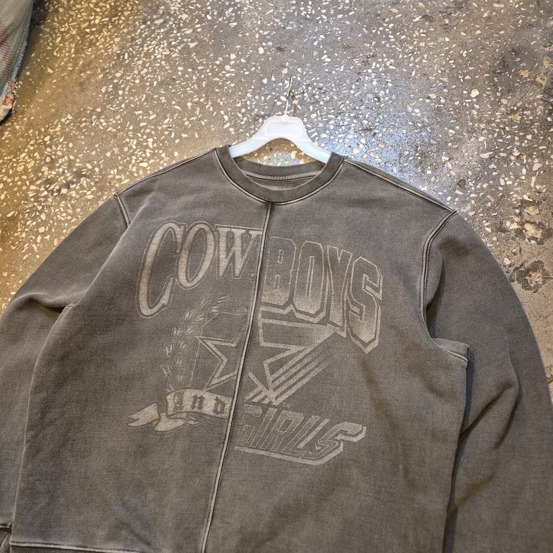 L 피그먼트워싱 맨투맨  상품이미지6