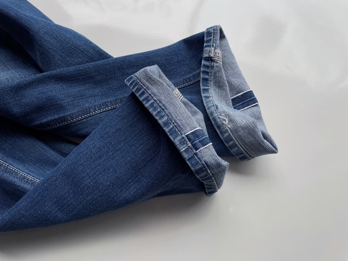 Tapered silhouette denim pants 상품이미지3