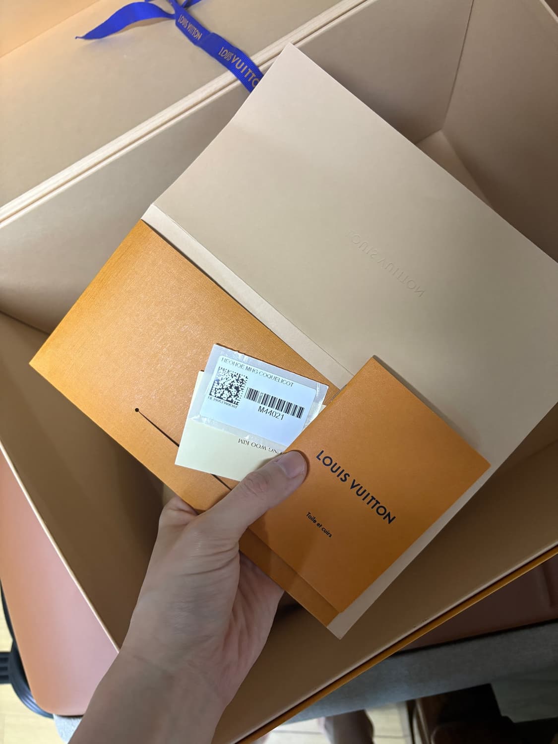 루이비통 모노그램 버킷백 레드 상품이미지7