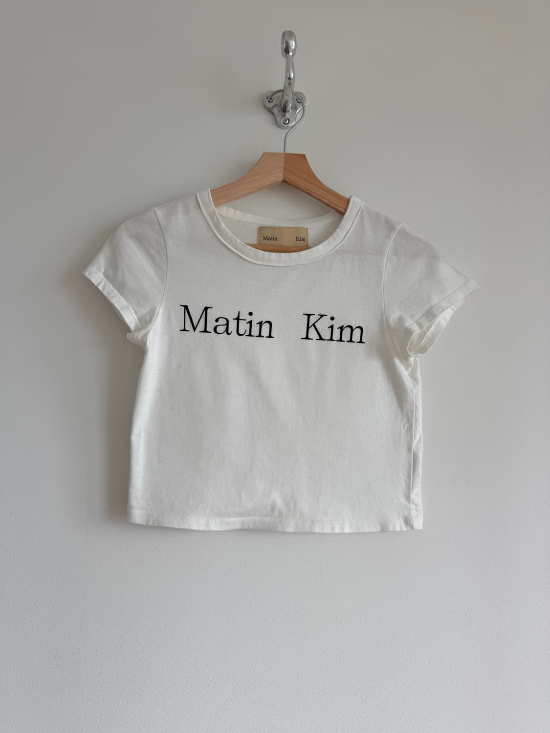 마땡킴(Matin Kim) 크롭 반팔 티셔츠 상품이미지1