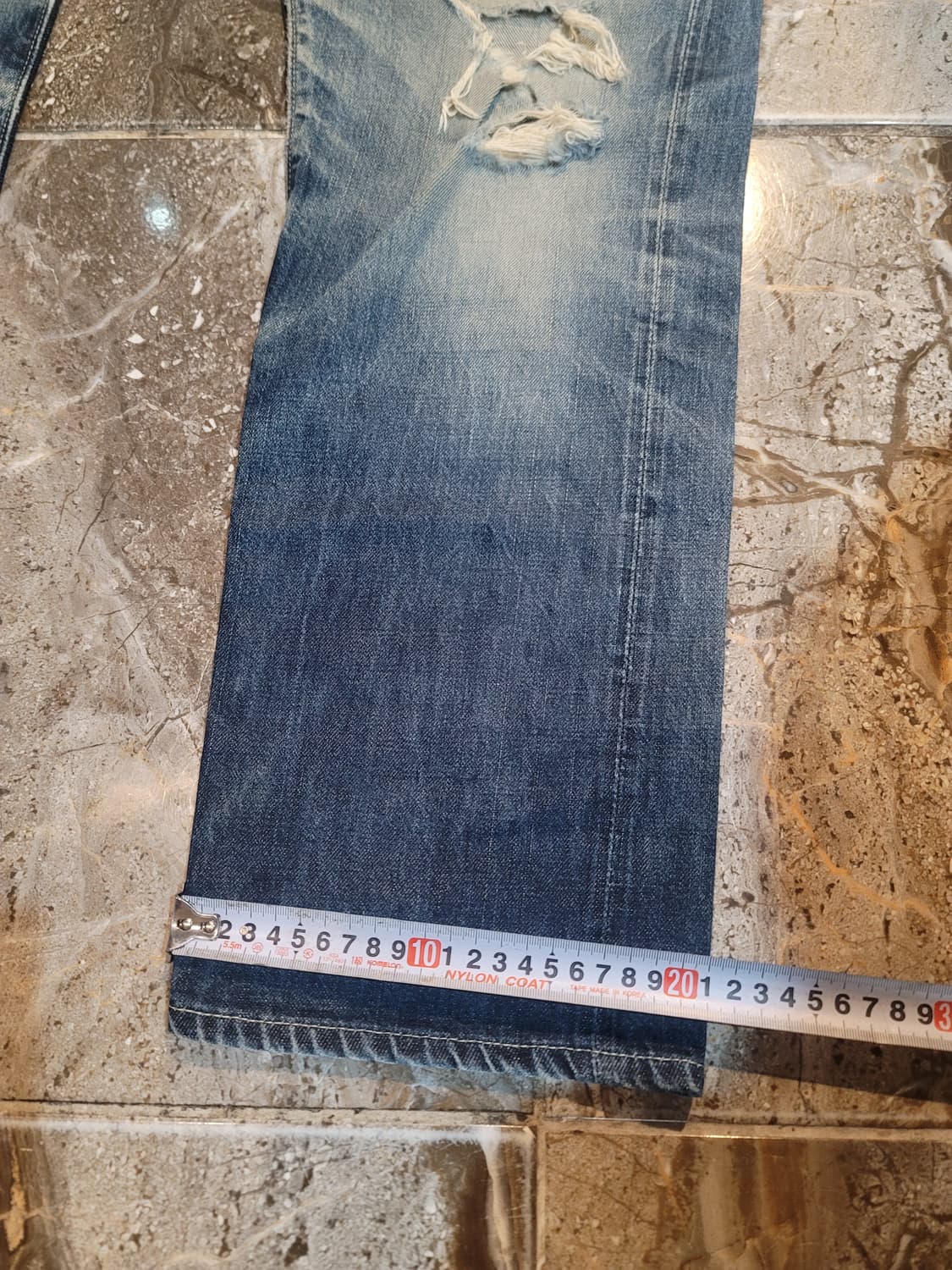 Visvim 비즈빔 데미지 하드워시 데님팬츠  상품이미지9