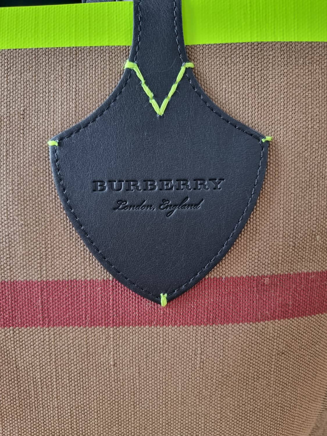 버버리 잉글랜드 토트백 상품이미지2