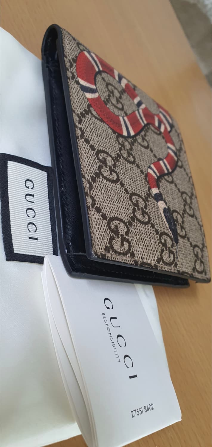 구찌 스네이크 코인 지갑/반지갑 새상품급 정품(감정O) 상품이미지5