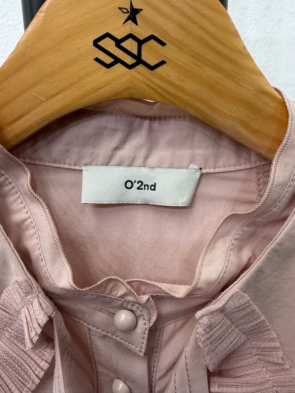 정품) O2ND 오즈세컨 한섬 20ss 프릴 장식 셔츠 76 상품이미지7