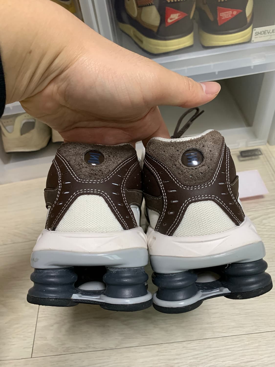 [285]나이키 샥스라이드 바로크 브라운 상품이미지3