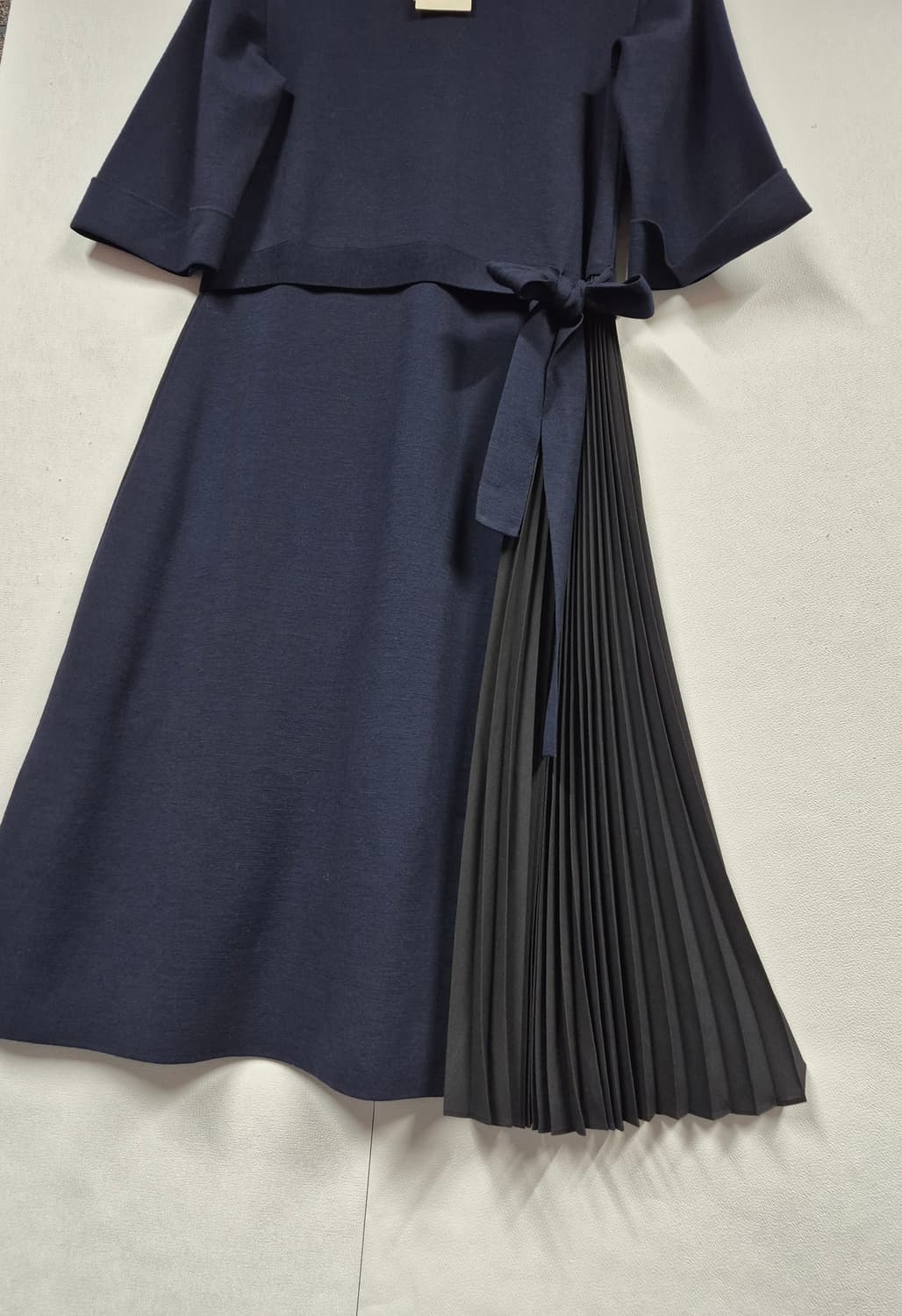 택새 빈폴레이디  쫀쫀  니트 원피스 상품이미지4