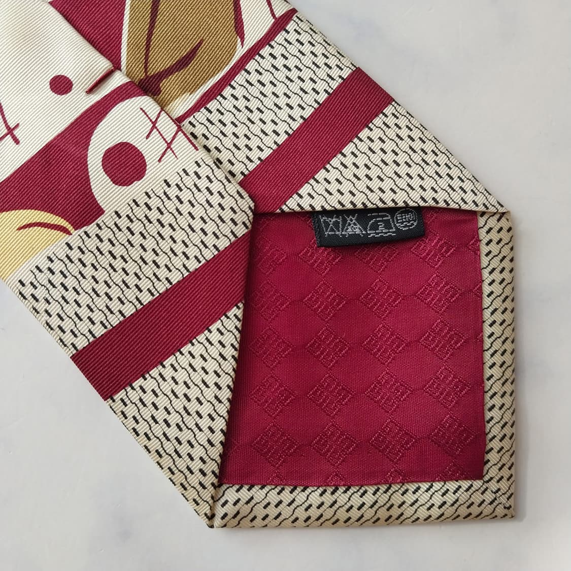 지방시 실크 아이보리 아트 패널 넥타이 9.5cm A등급 K1838
 상품이미지9