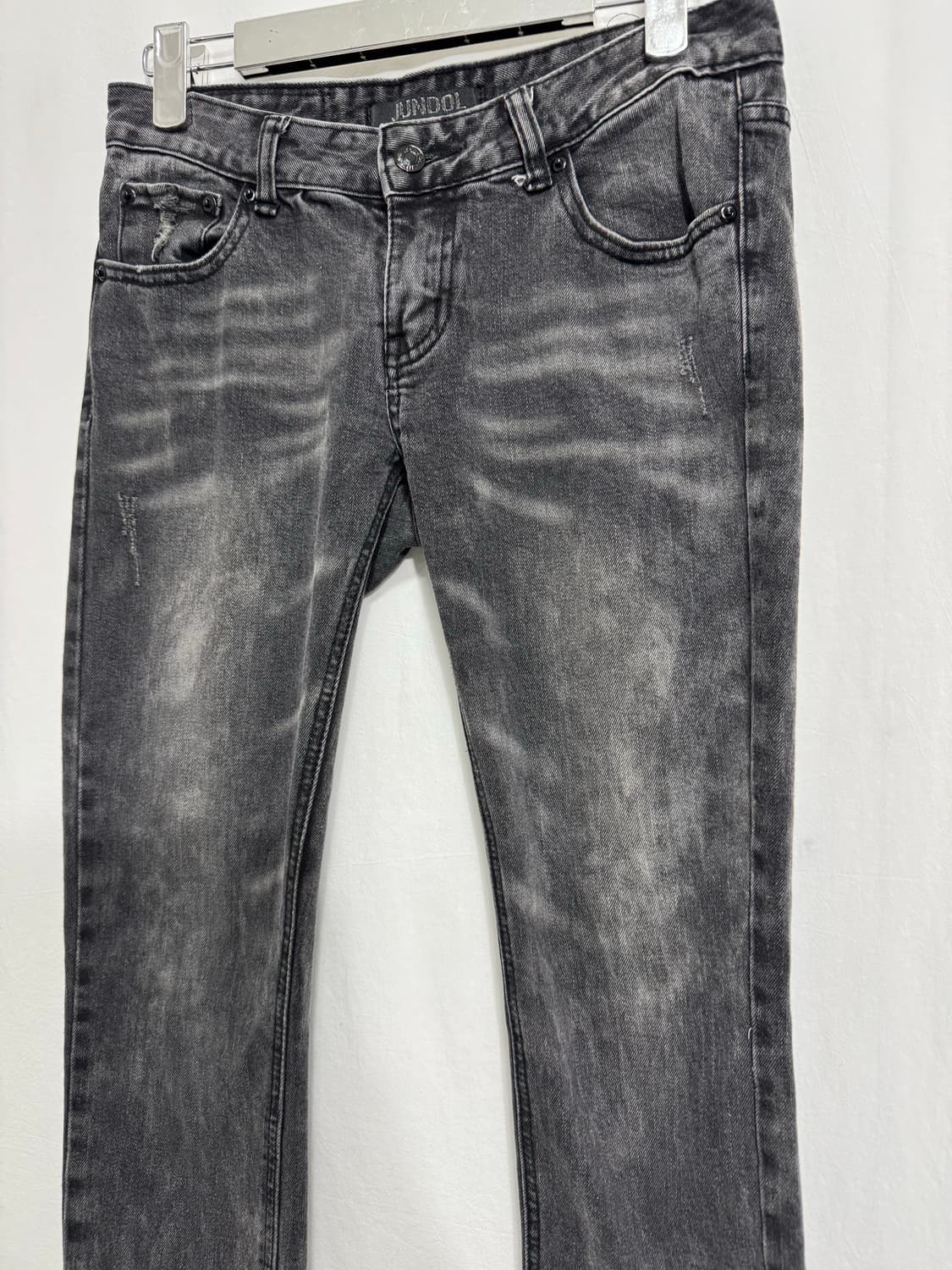 Damage-datail point skinny jeans 상품이미지4