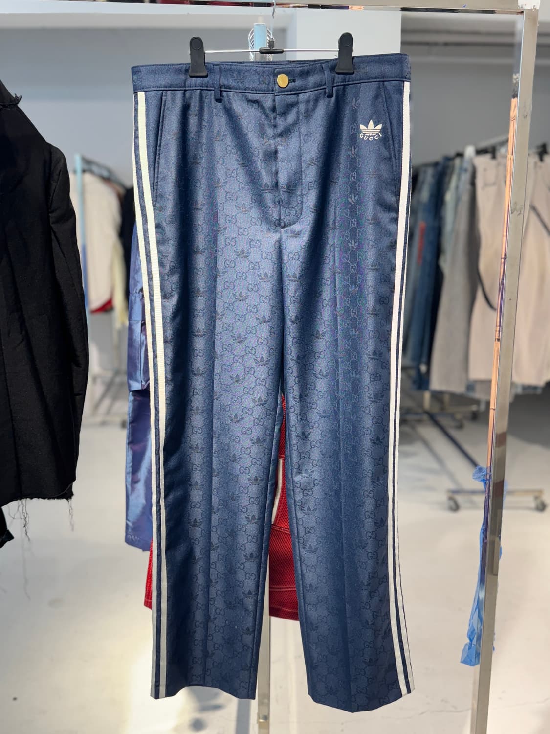 Gucci X Adidas 구찌 아디다스 삼선 트랙팬츠 (Navy) 상품이미지2