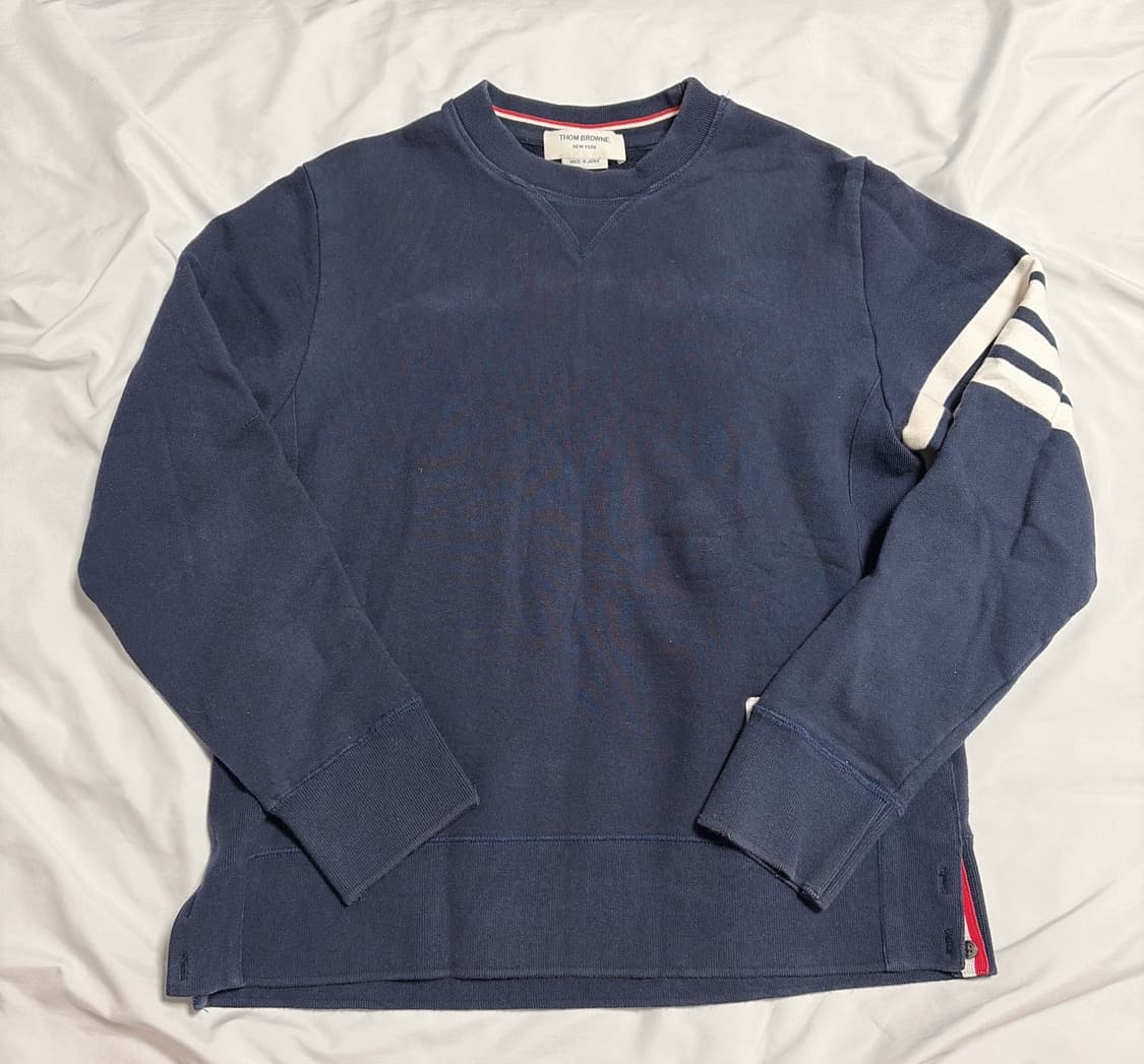 톰브라운 네이비 사선 맨투맨 [4] 상품이미지1