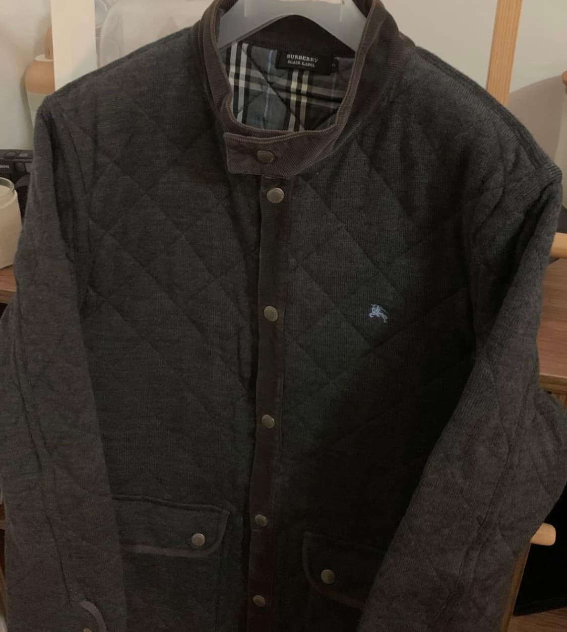 Y2k 버버리 차콜그레이 퀄팅 누빔 자켓 상품이미지2
