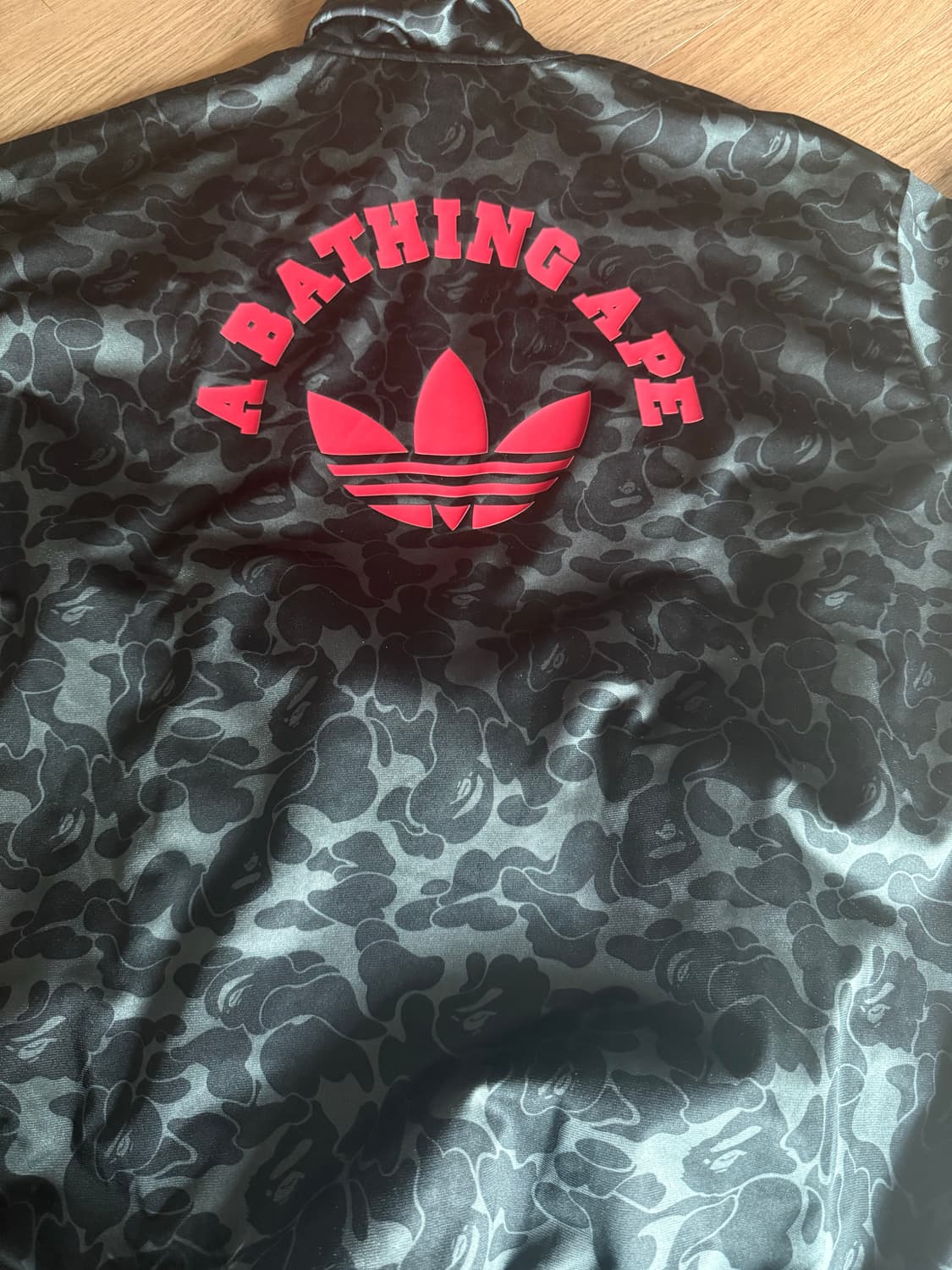 아이다스X베이프 카모 트랙탑 상품이미지5