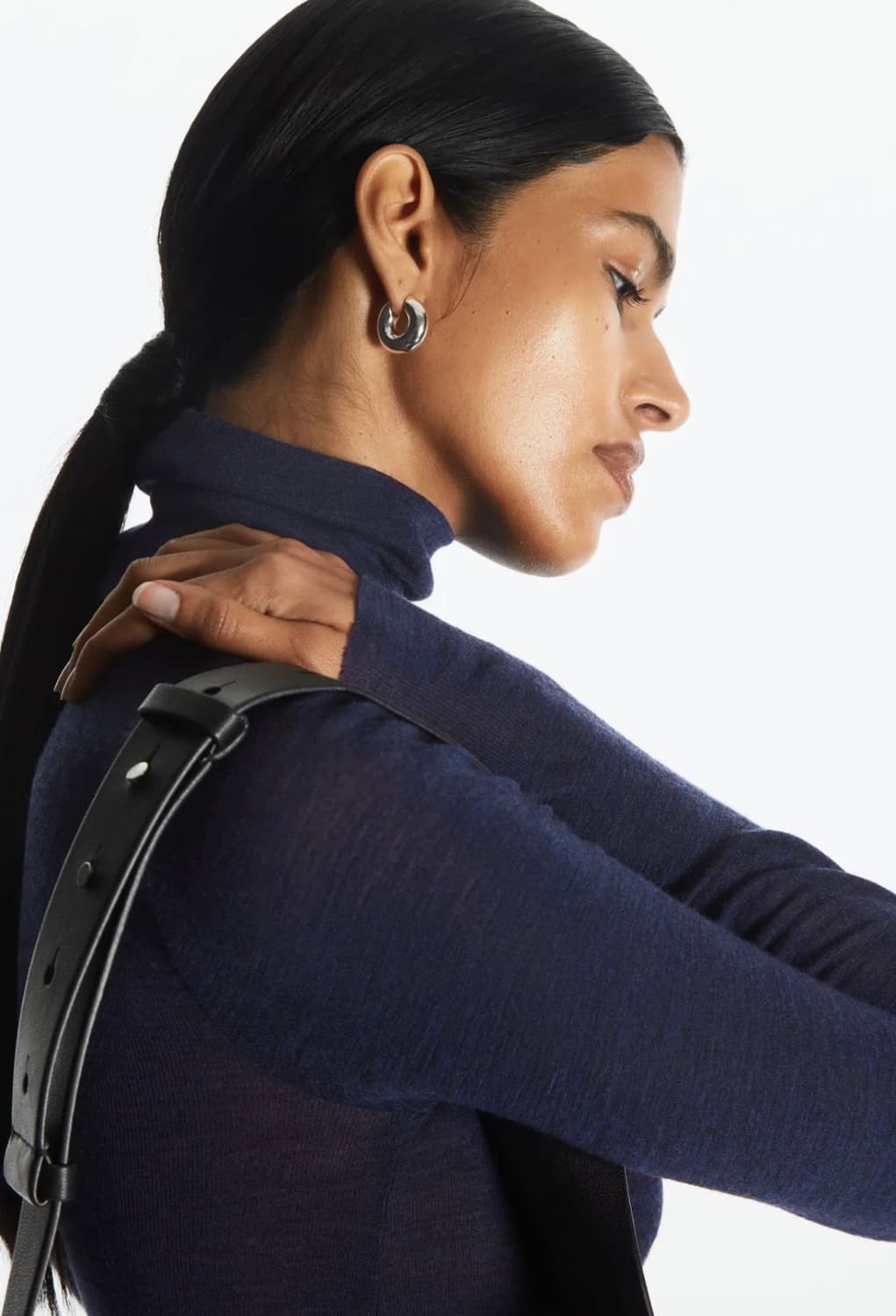 코스 울 터틀넥 네이비 상품이미지2