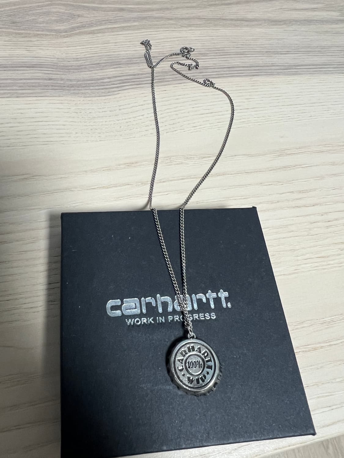 칼하트 실버 목걸이 병뚜껑 상품이미지4