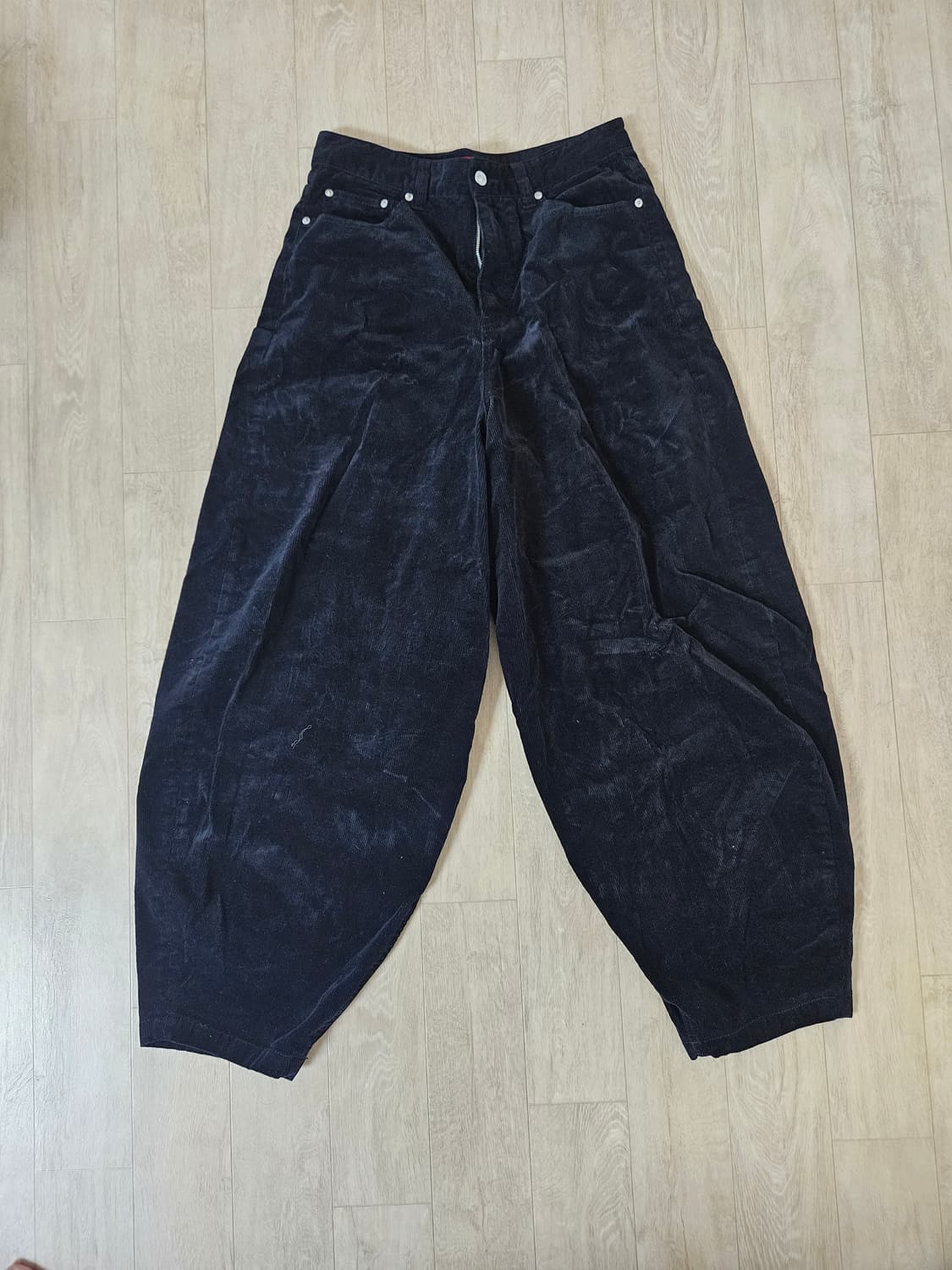 기철 코듀로이 벌룬팬츠 블랙 상품이미지1