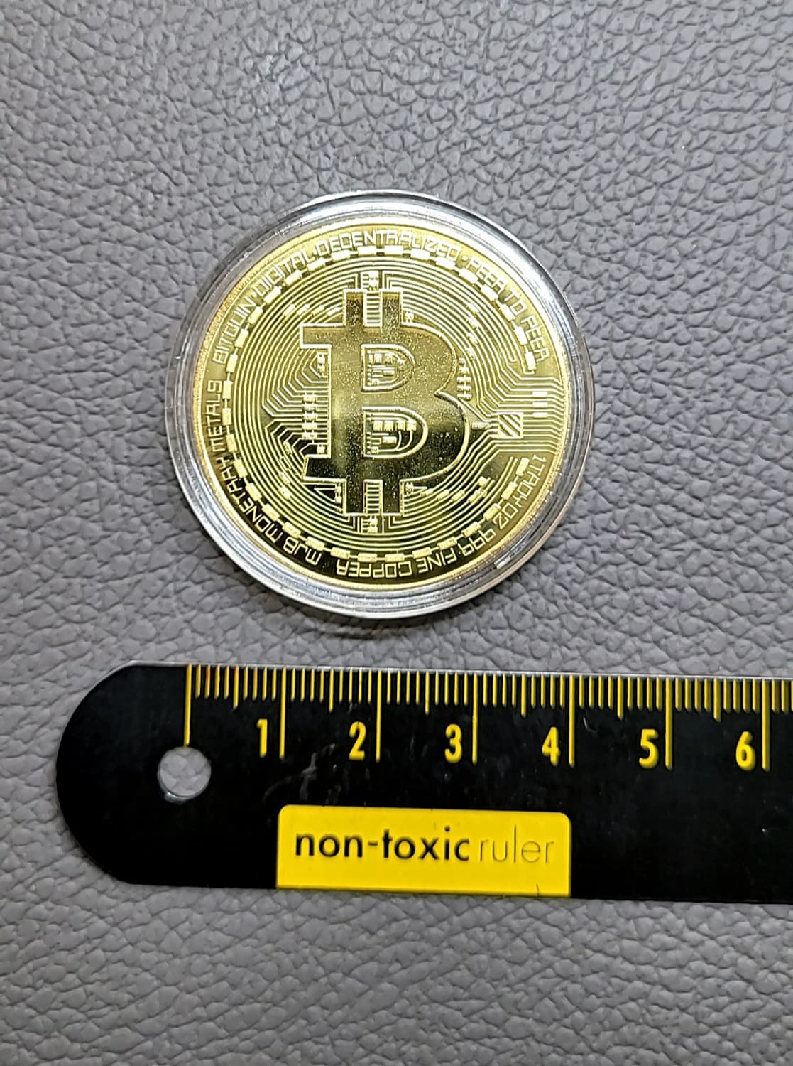 비트코인 주화 4개 + 아크릴 받침 1개 상품이미지4