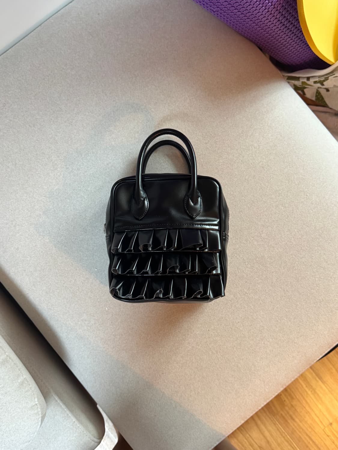 꼼데가르송 걸 러플 프릴백 더플백 상품이미지2