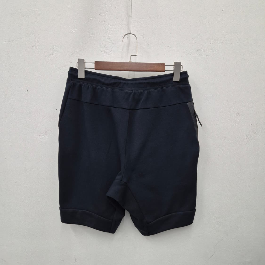 나이키 테크 플리스 반바지 L 상품이미지4