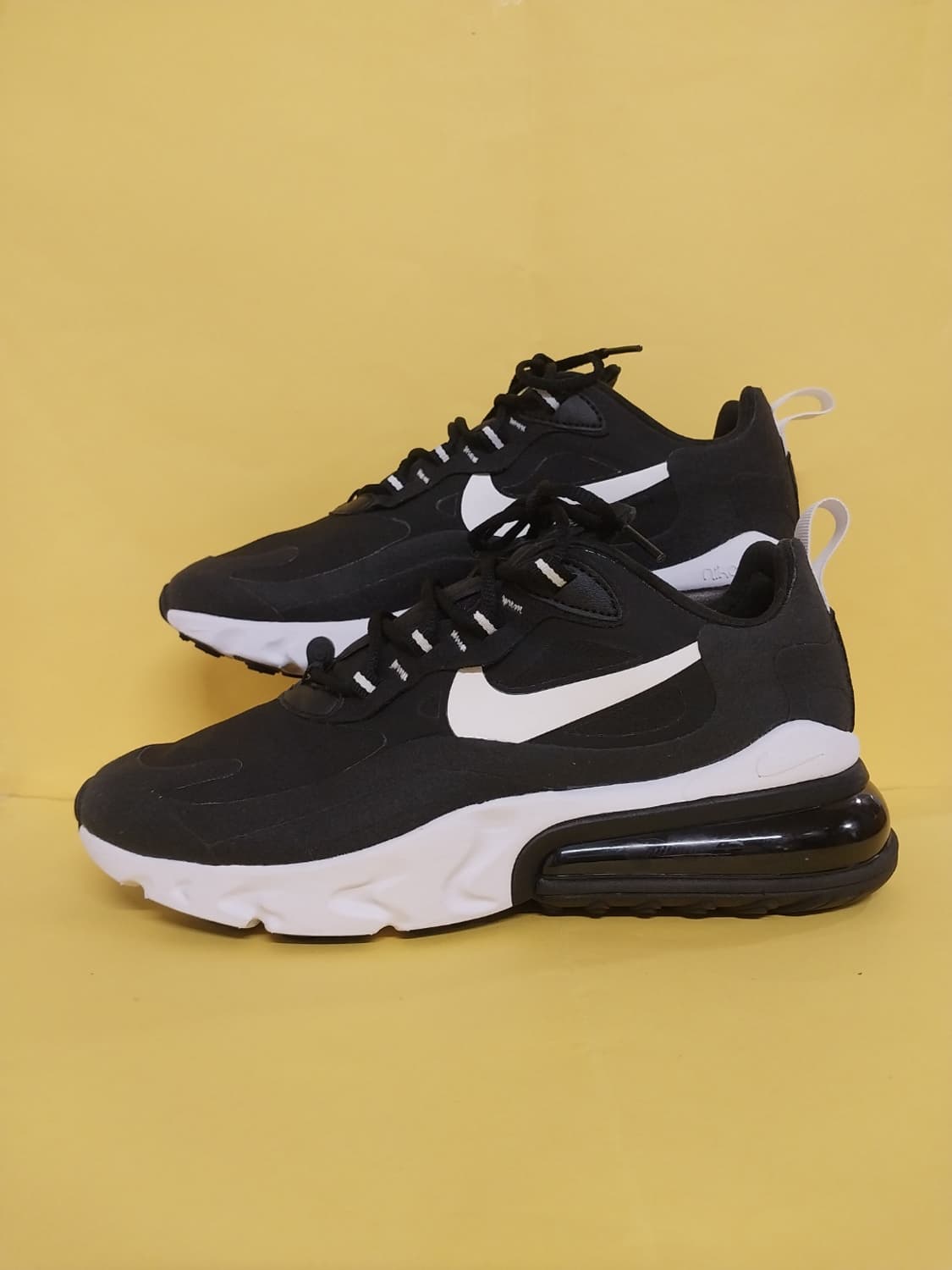 여성 나이키 에어맥스 270 리액트 블랙화이트 운동화 (250) 상품이미지1