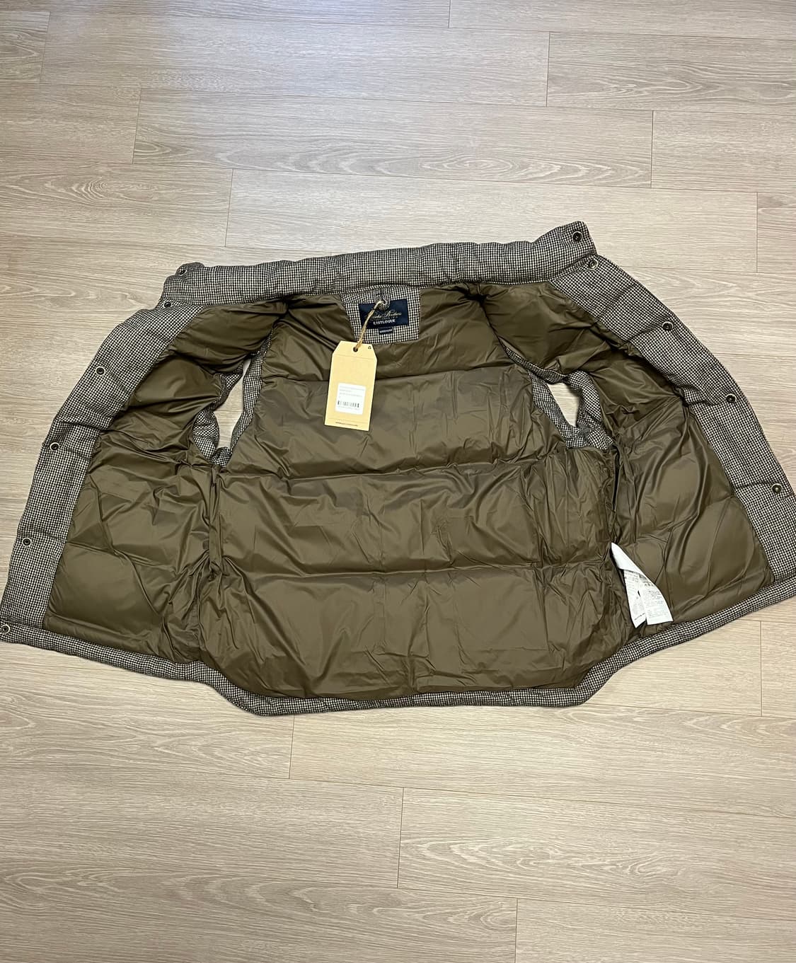 (새상품) 브룩스브라더스 x 이스트로그 구스다운 콜라보 패딩 베스트 상품이미지5