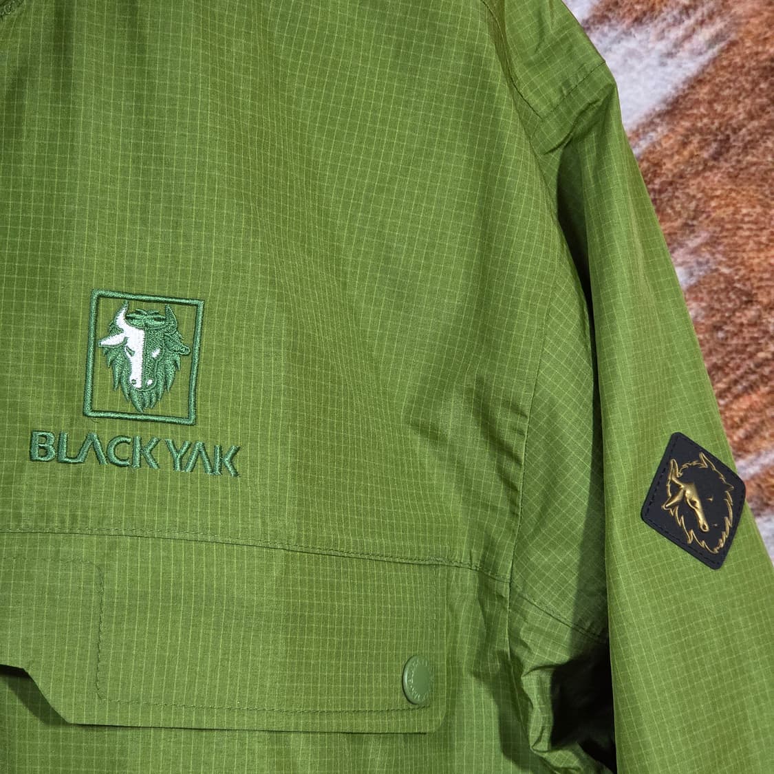 블랙야크 고어텍스 그린 바람막이 자켓 상품이미지3