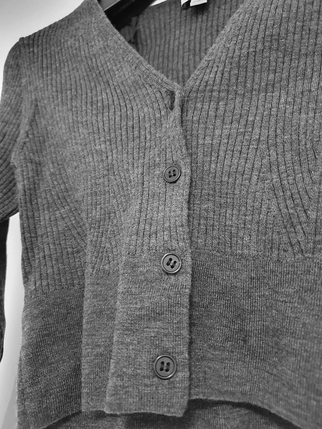 cos 코스 크롭 울가디건 xs 새상품 상품이미지5