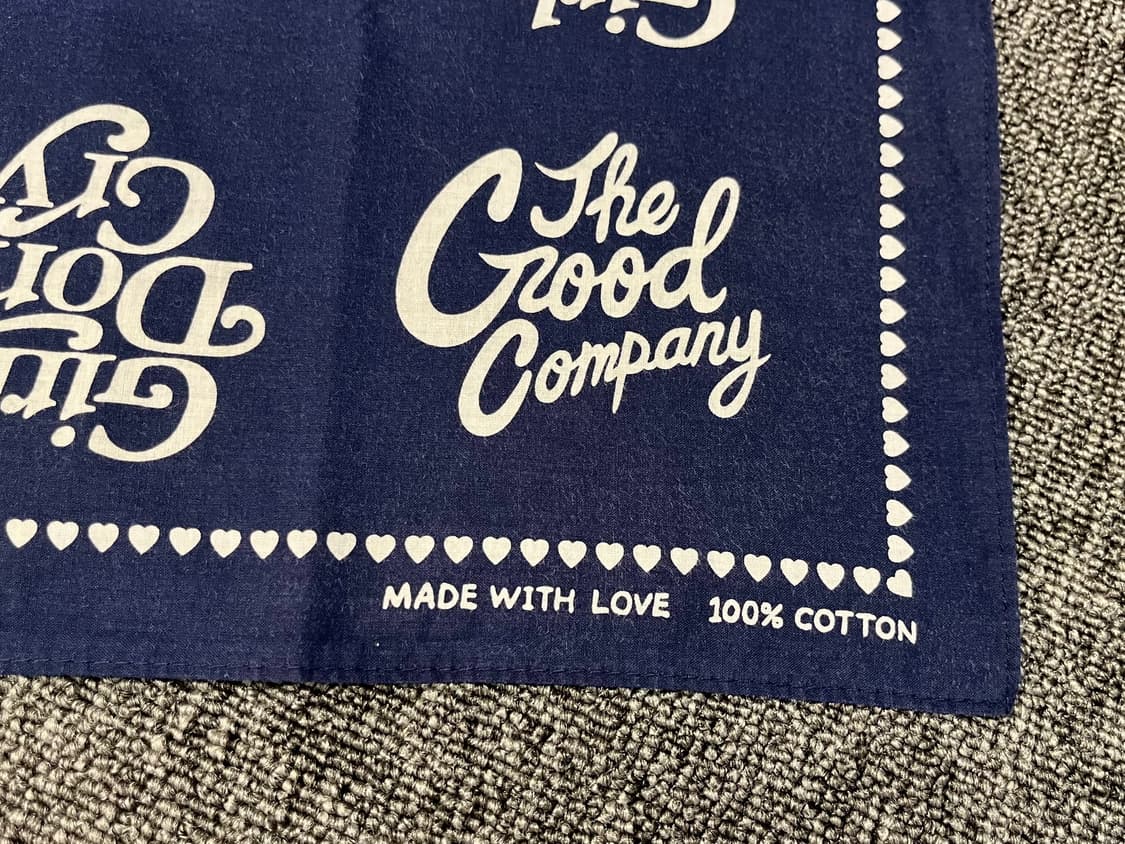 베르디 걸스돈크라이 굿컴퍼니 반다나 네이비 상품이미지3