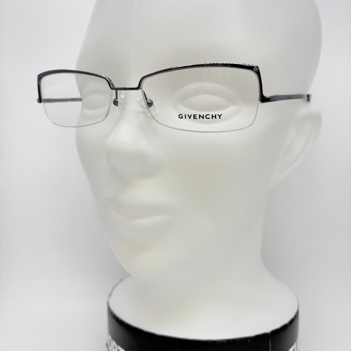 GIVENCHY 지방시 실버 스퀘어 반무테 상품이미지6